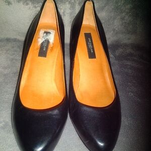Ann Taylor black leather pumps size 5